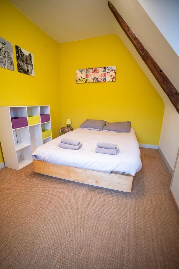 Stuart Apartment *